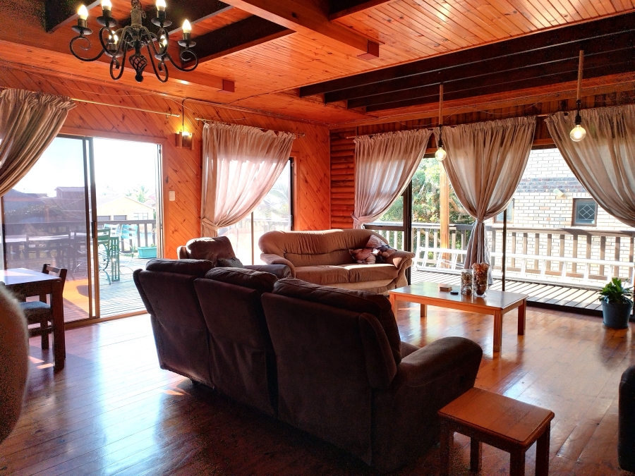 3 Bedroom Property for Sale in Noorsekloof Eastern Cape